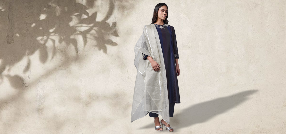 slider image slider_item_R6YRem