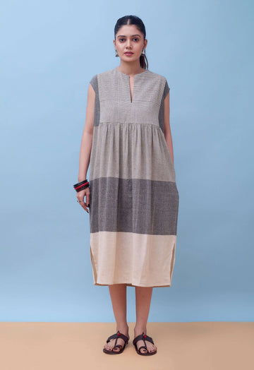 The Anvi Midi Dress | Handloom