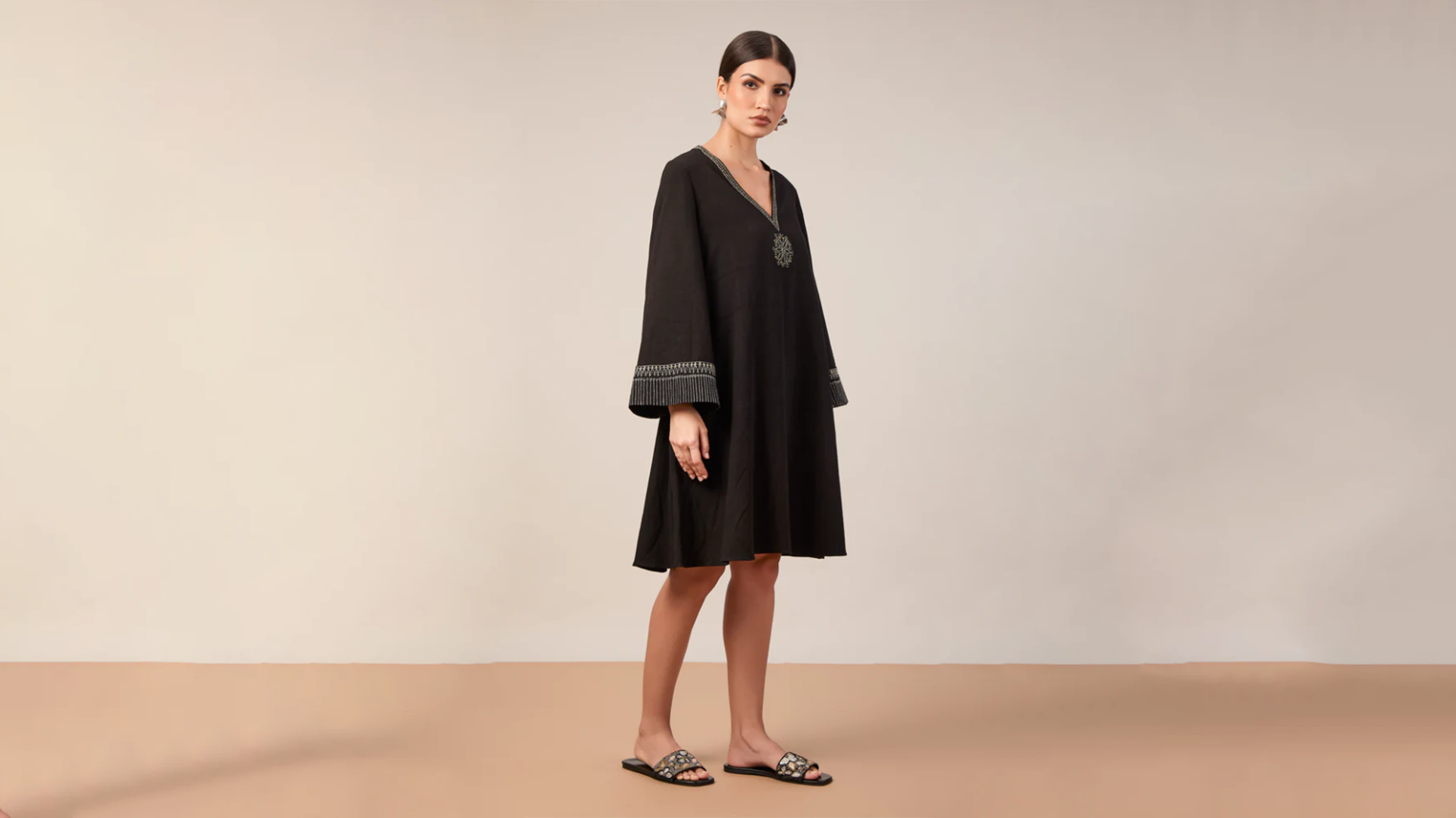 slider image slider_item_gtTQwK