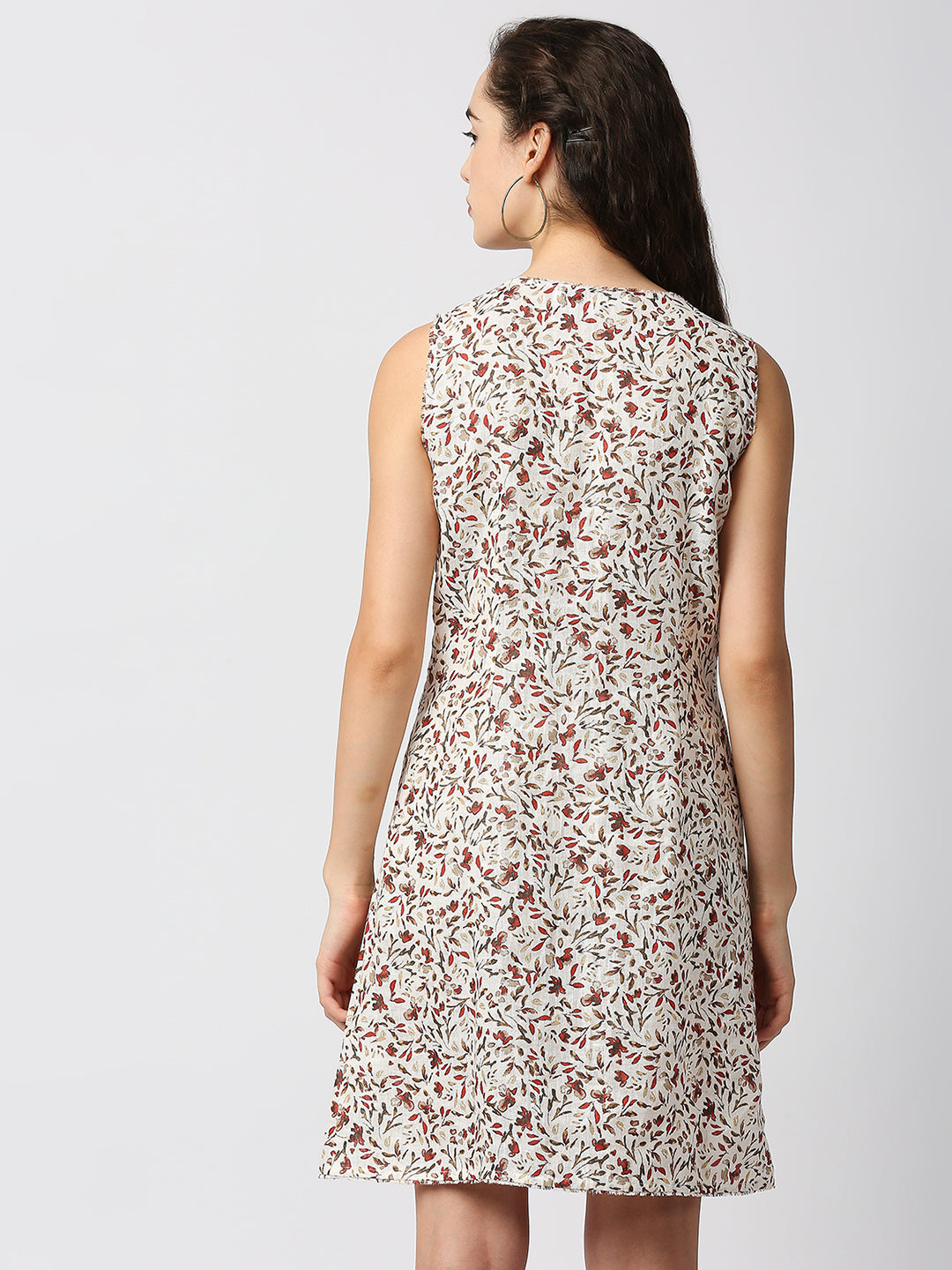 Mantra sleevless double breasted dress