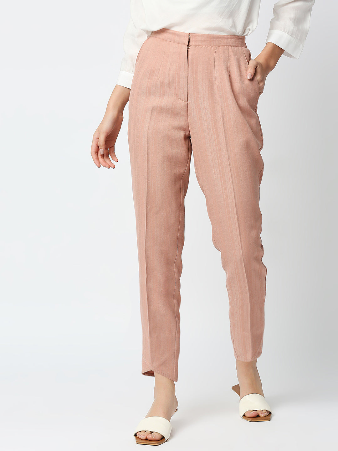 Mantra straight pant