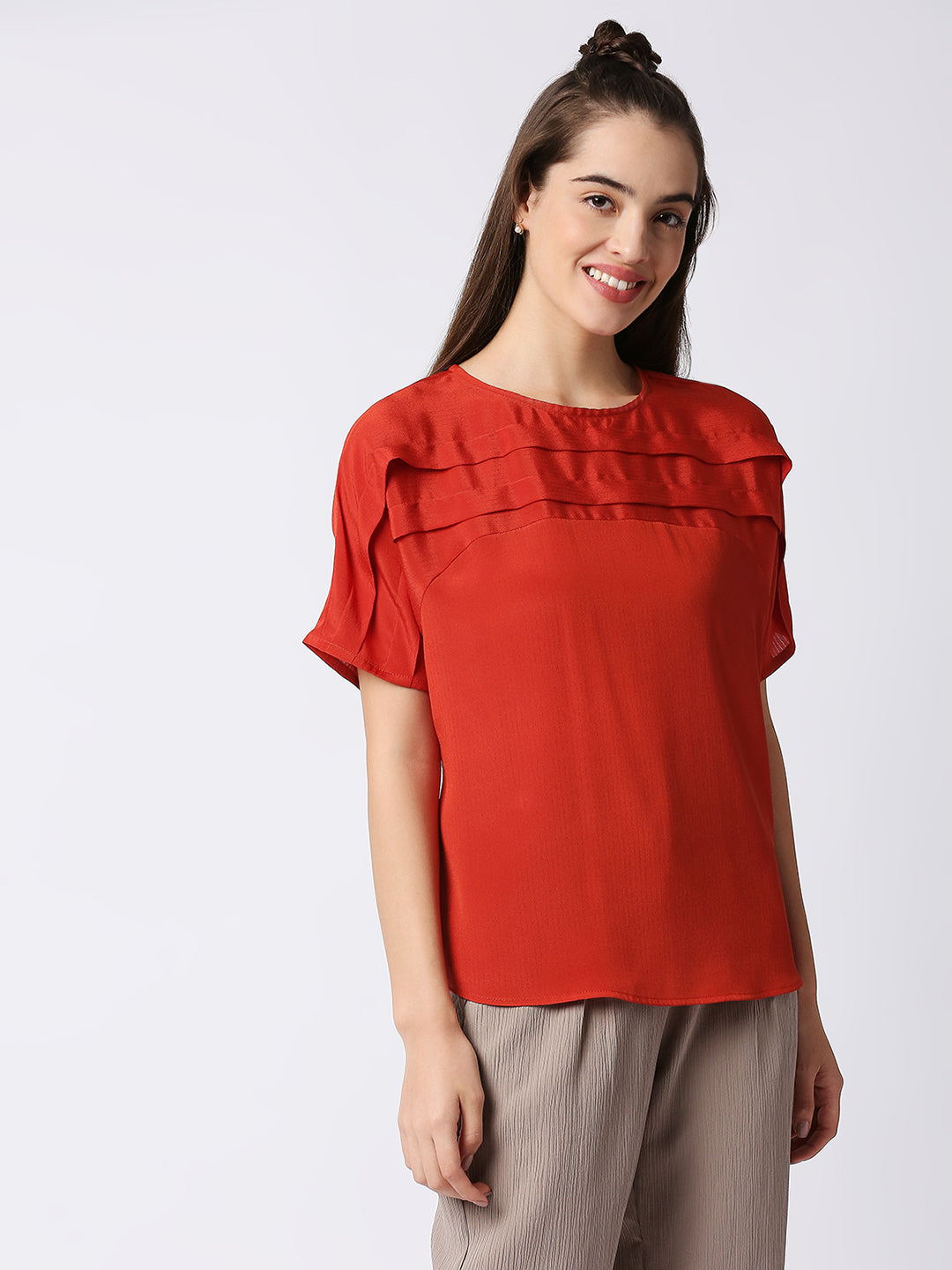 Mantra Solid pleats top